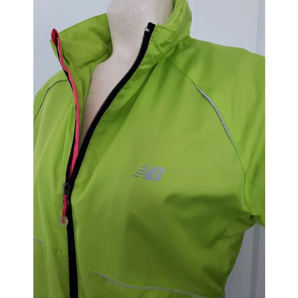New  Balance Jacket Womens Small Green Hooded Full Zip Run Jog Hood Pockets - Picture 9 of 13